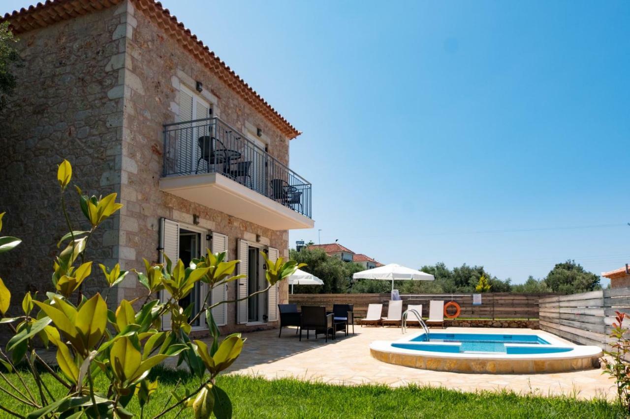 Amoya Villas Stoúpa Buitenkant foto