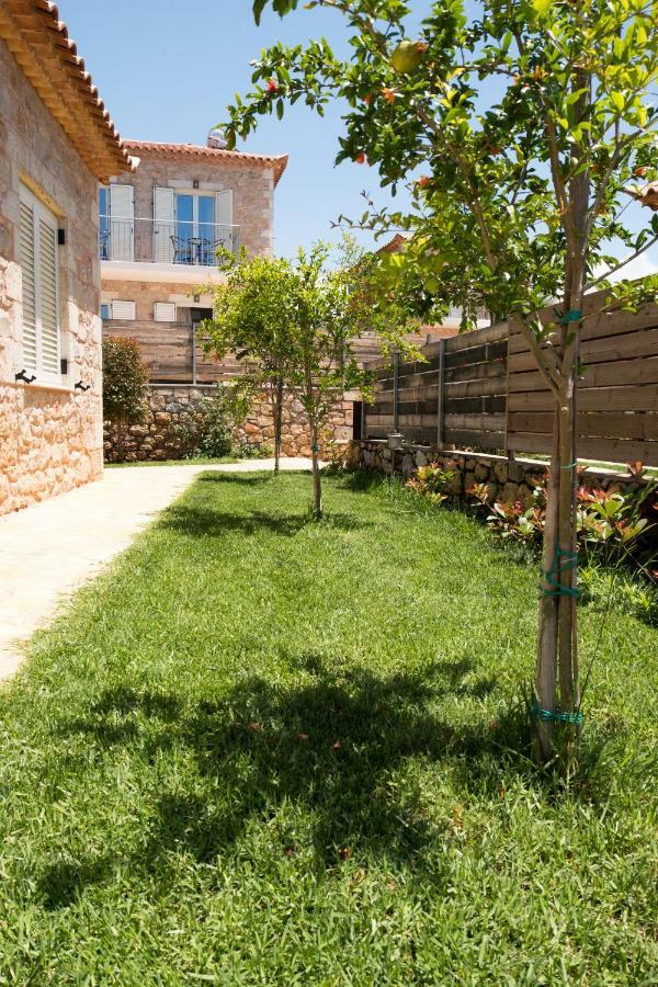 Amoya Villas Stoúpa Buitenkant foto